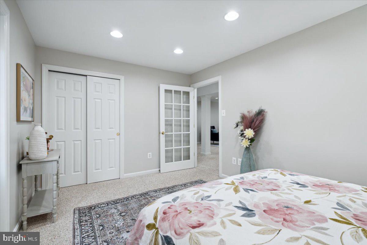 VILLAGES OF URBANA - Residential