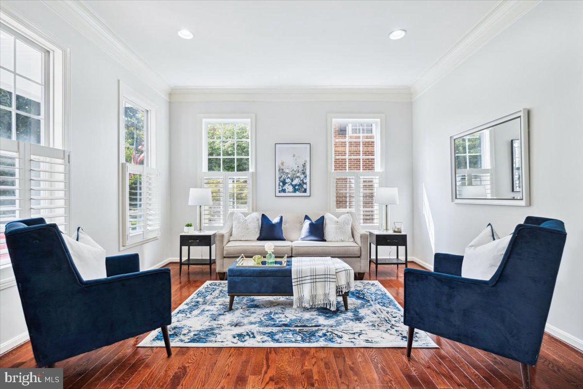 VILLAGES OF URBANA - Residential