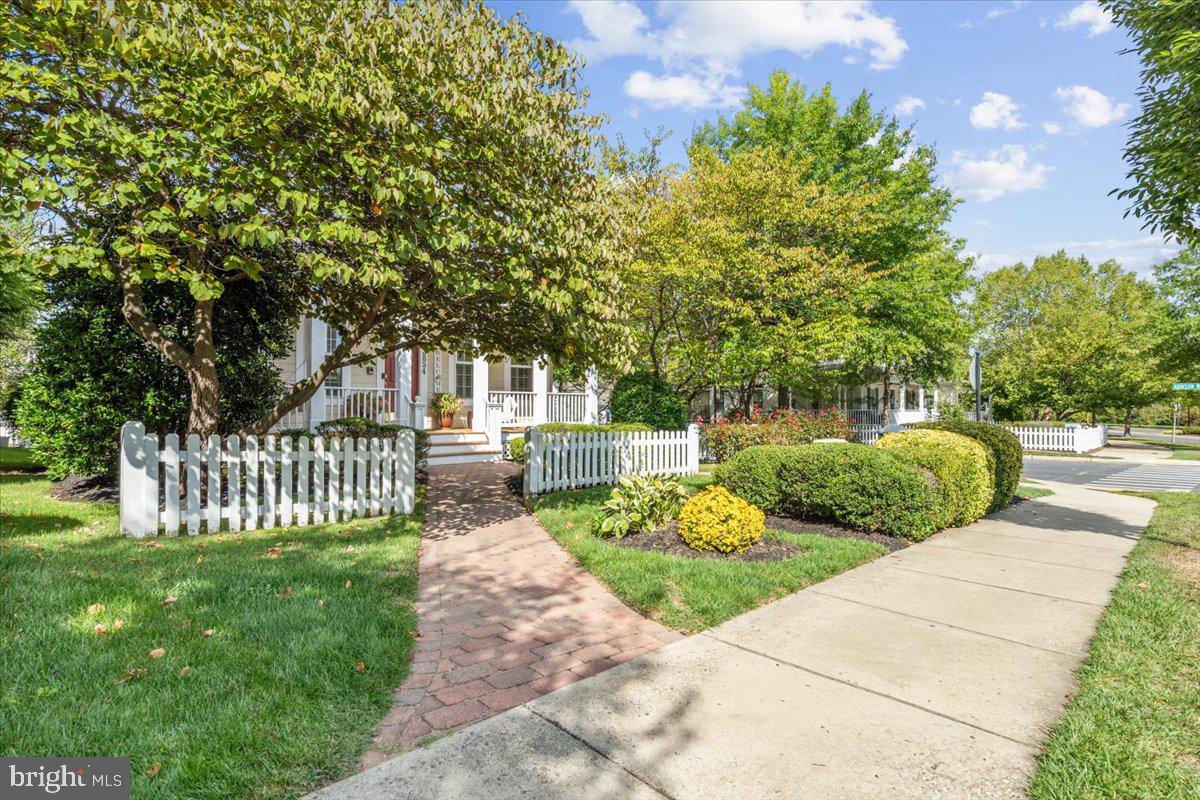 VILLAGES OF URBANA - Residential