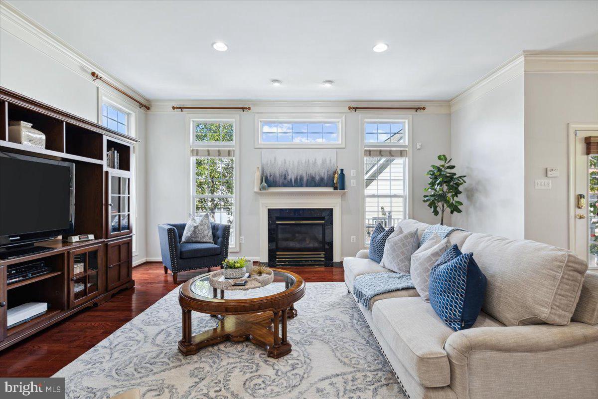 VILLAGES OF URBANA - Residential