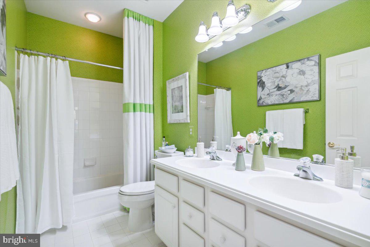 VILLAGES OF URBANA - Residential