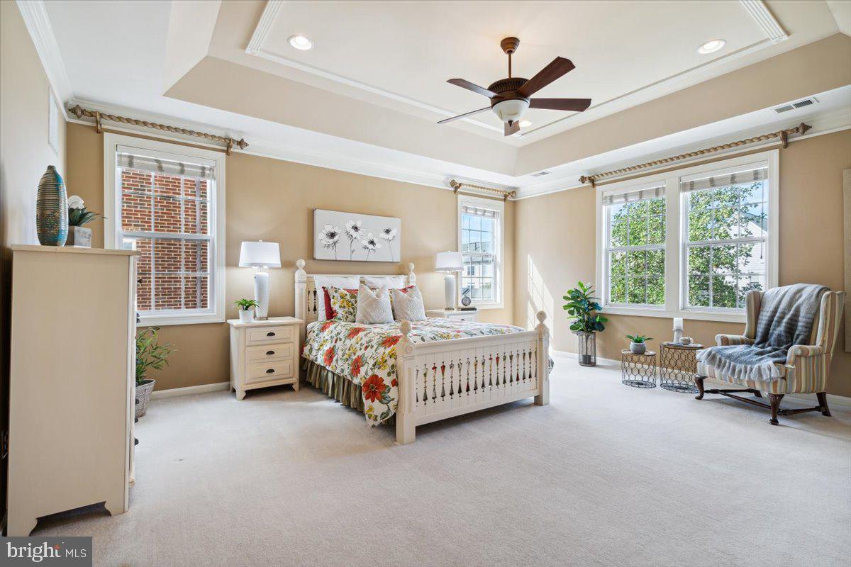 VILLAGES OF URBANA - Residential