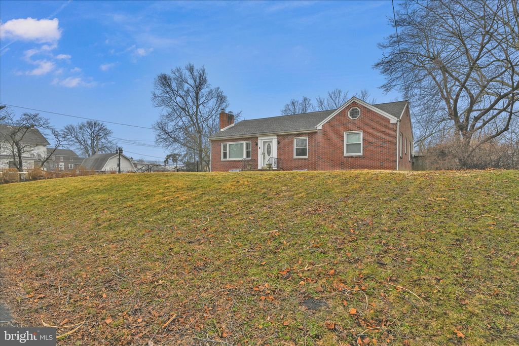 Photo of 8 Crums Lane, HARRISBURG, PA 17112 (MLS # PADA2056840)