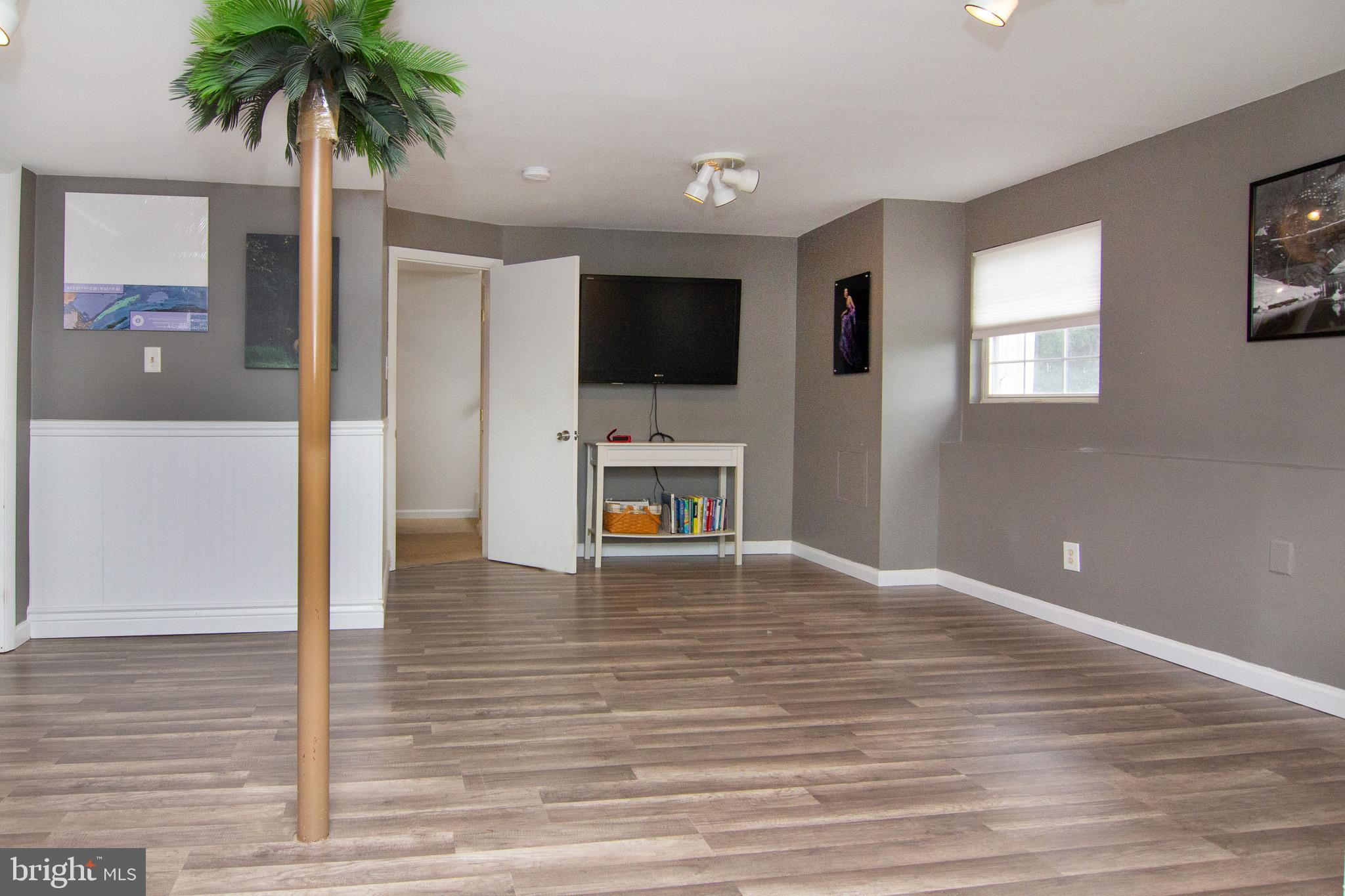 SUTTON HILL - Residential