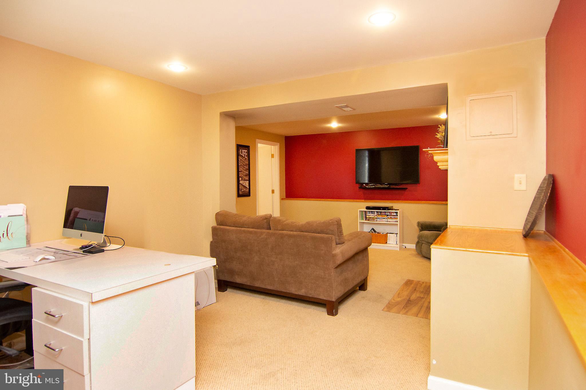 SUTTON HILL - Residential