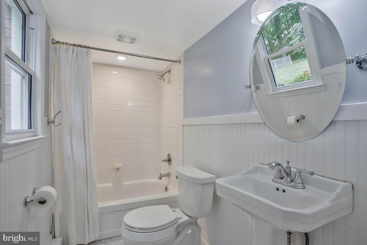 OAK ORCHARD - Residential