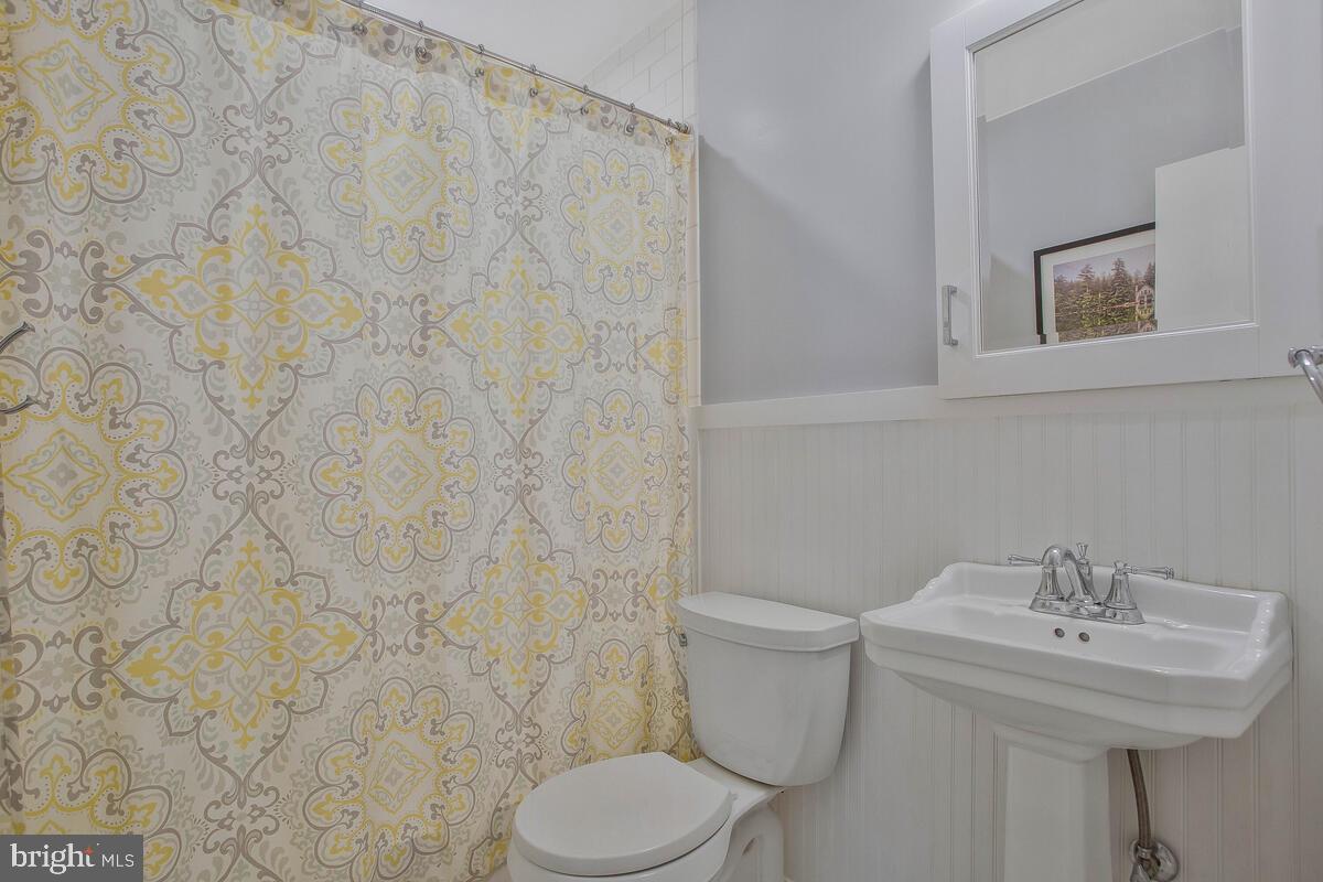 OAK ORCHARD - Residential