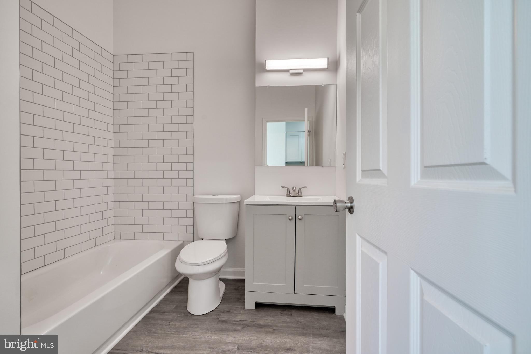 STATION NORTH ARTS DISTRICT - Residential Lease