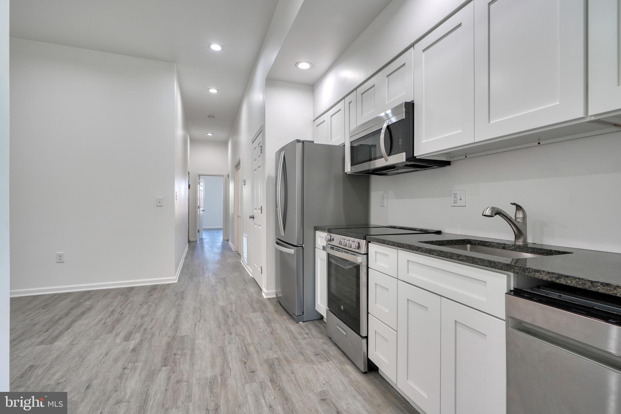 STATION NORTH ARTS DISTRICT - Residential Lease