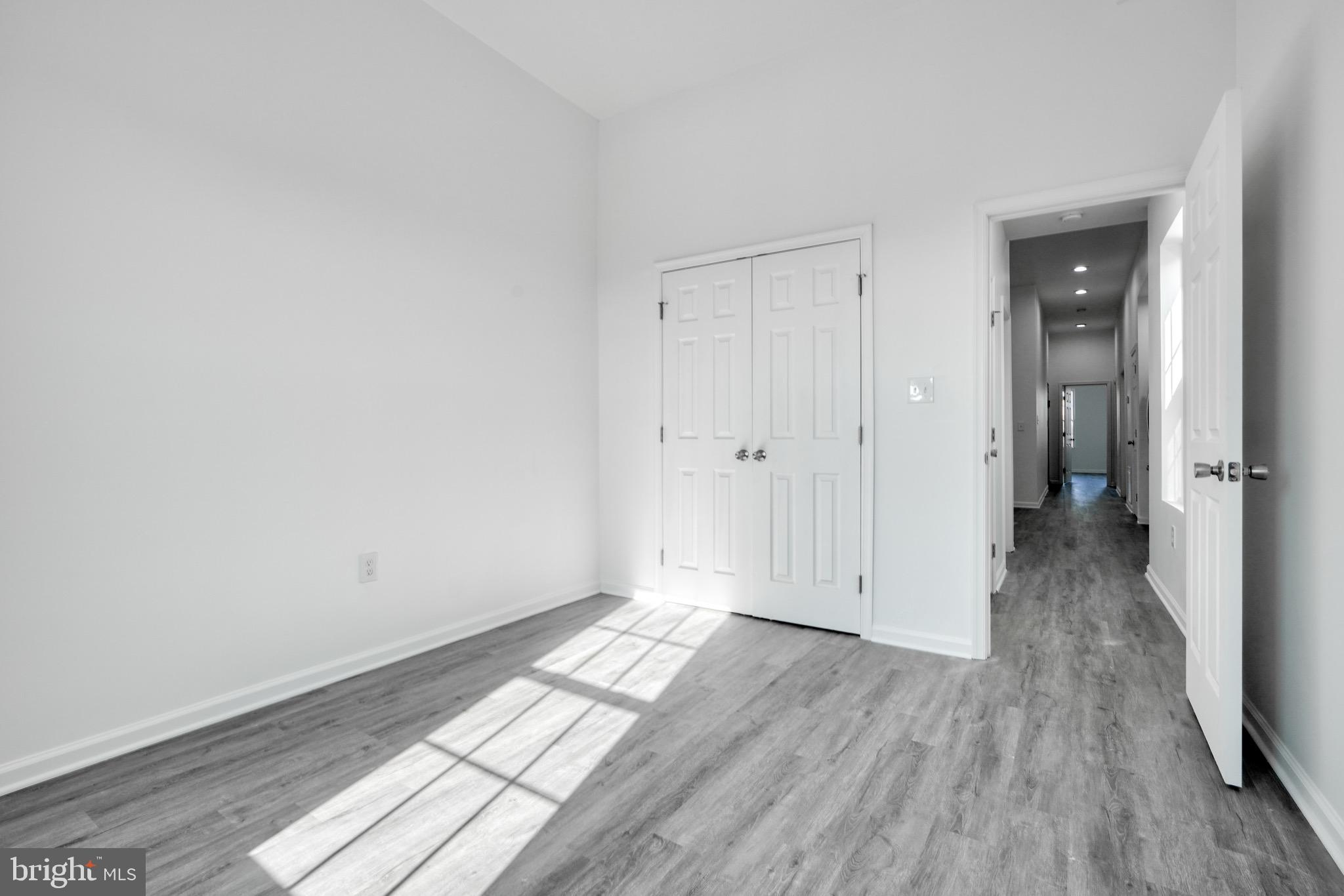 STATION NORTH ARTS DISTRICT - Residential Lease