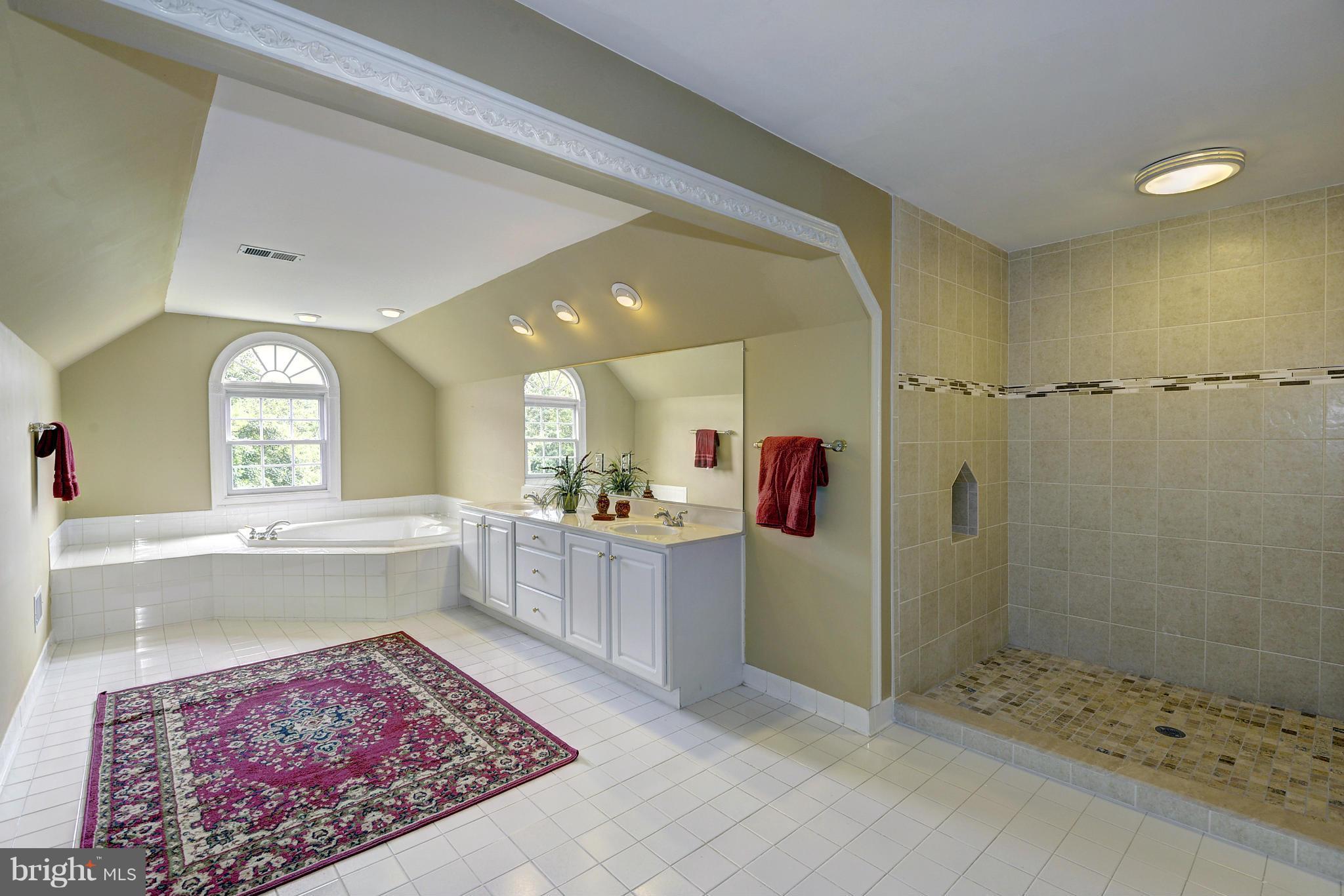 COLVINS FOREST - Residential