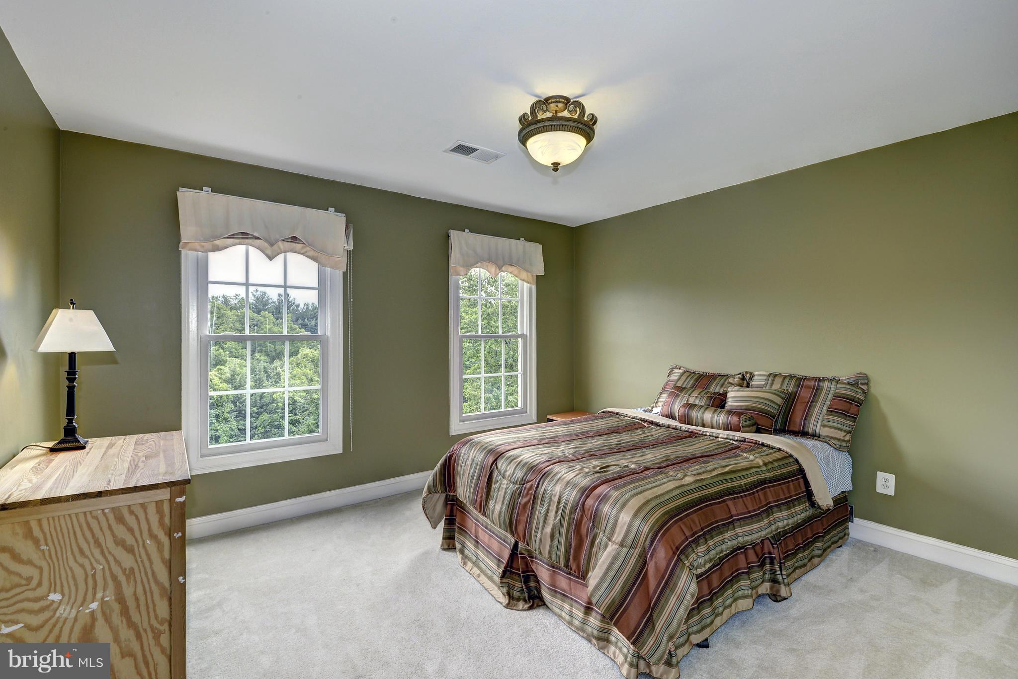 COLVINS FOREST - Residential