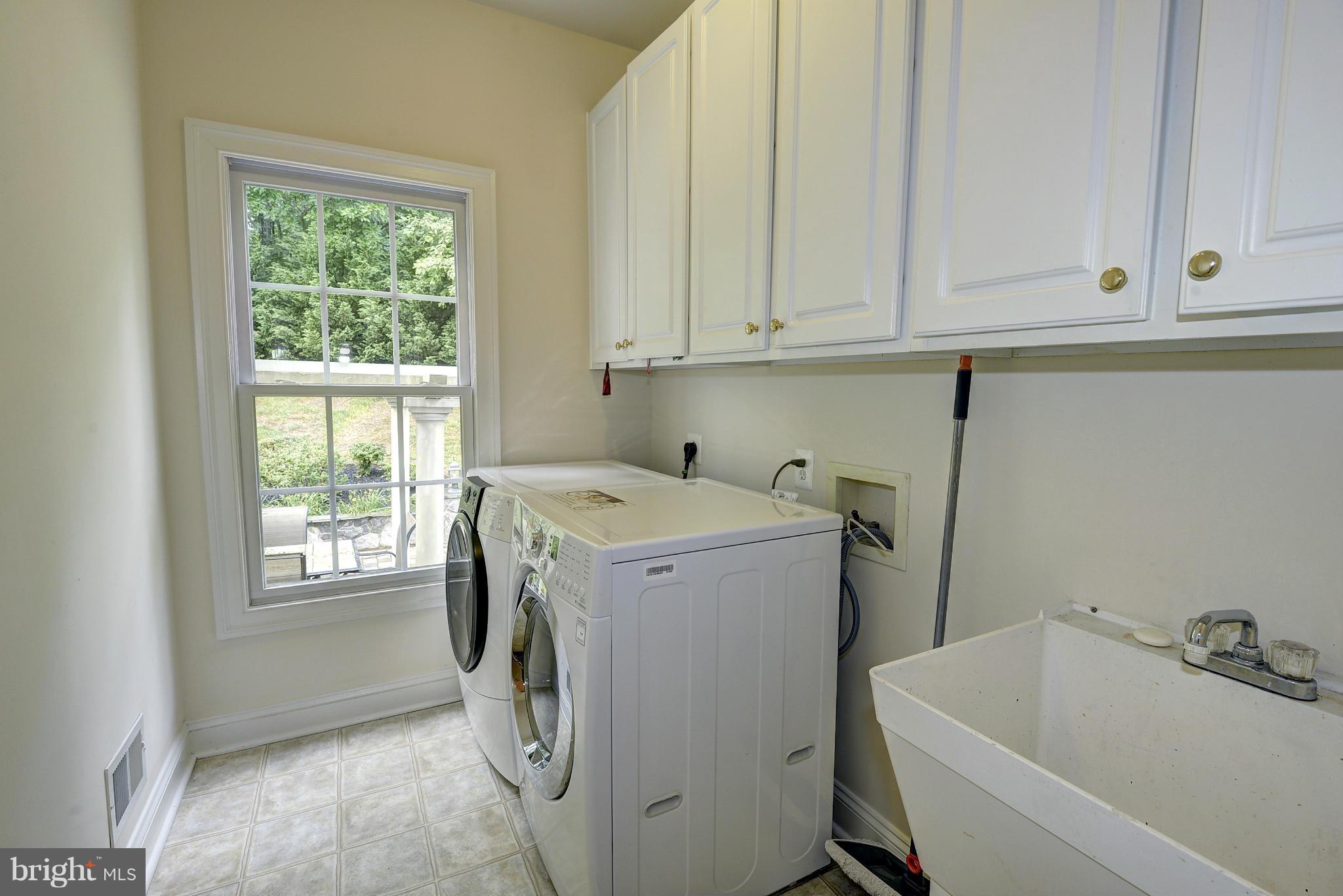 COLVINS FOREST - Residential