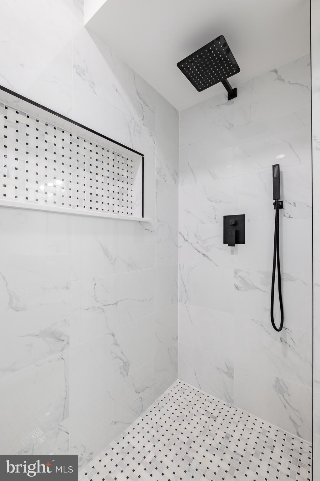 EAST KENSINGTON - Residential Lease