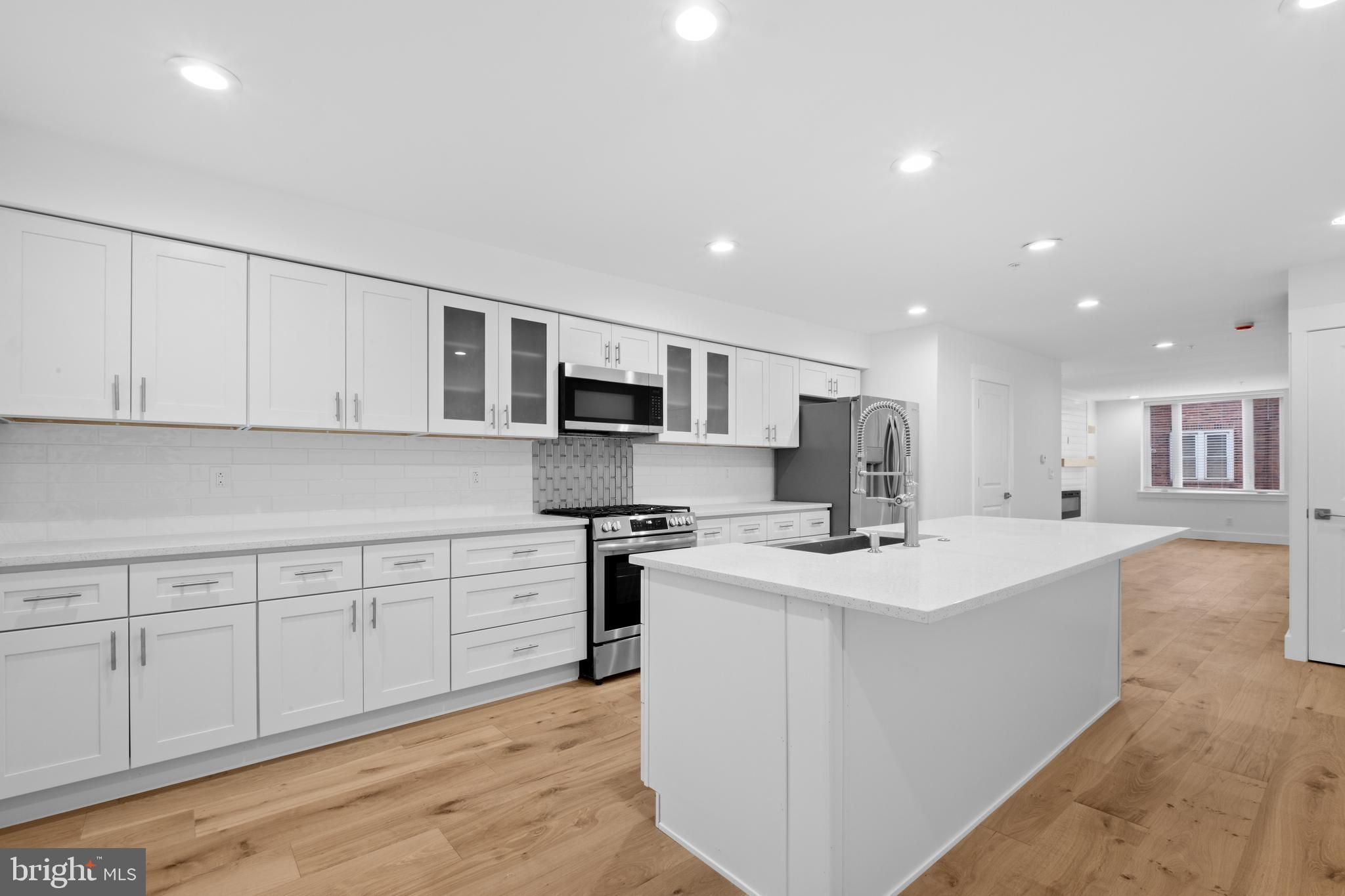 EAST KENSINGTON - Residential Lease