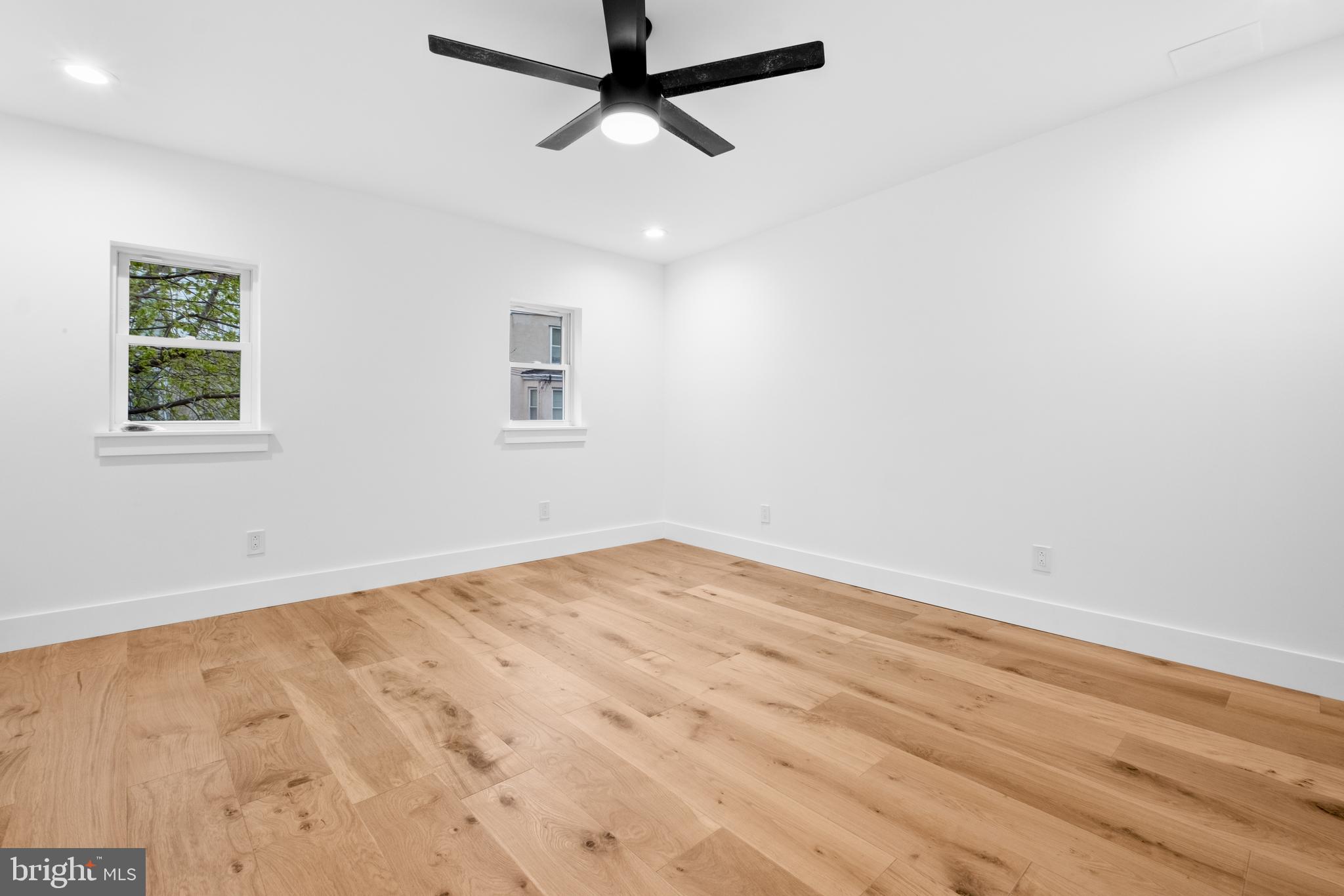 EAST KENSINGTON - Residential Lease