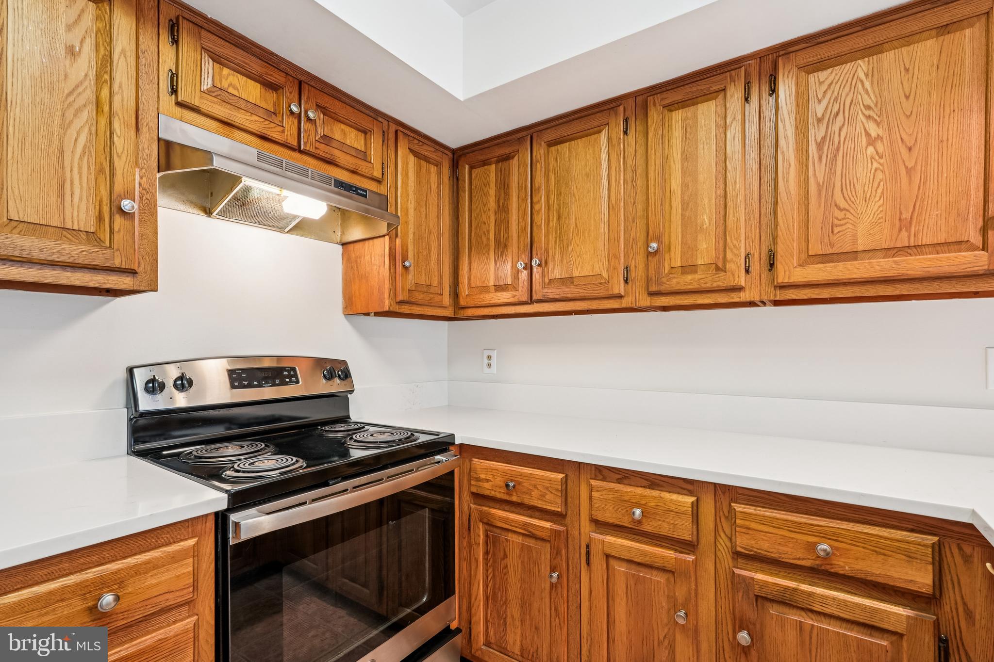 HIGHLAND HALL - Residential