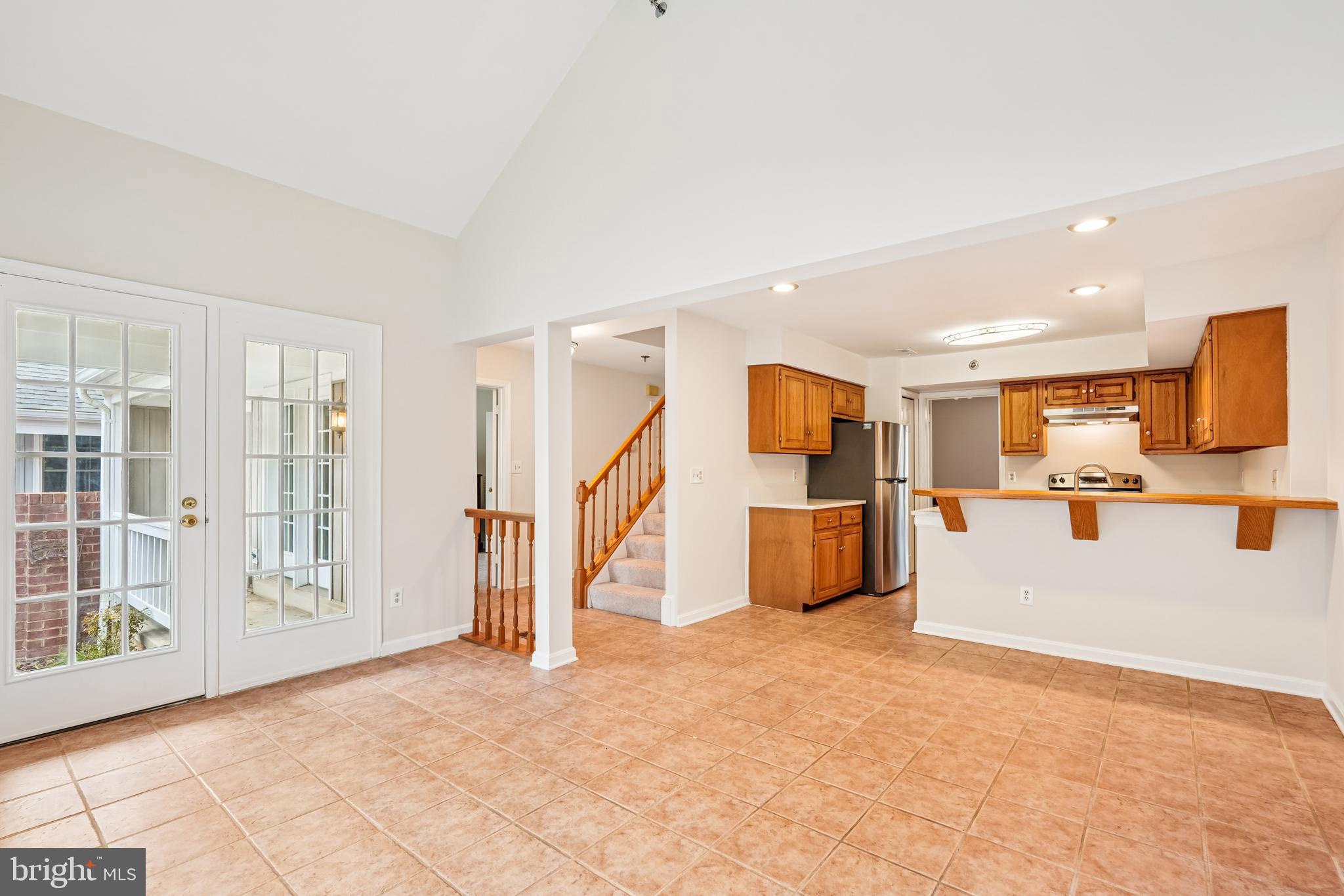 HIGHLAND HALL - Residential