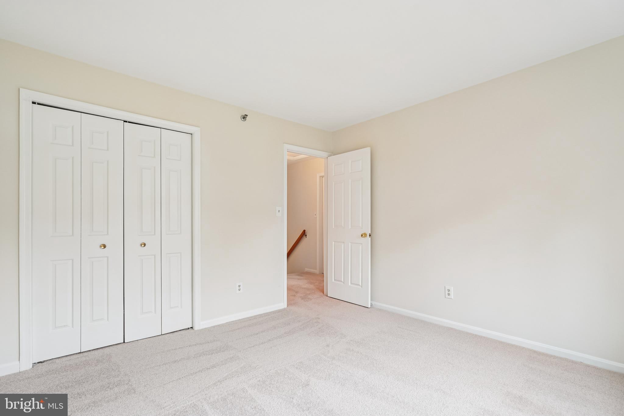 HIGHLAND HALL - Residential