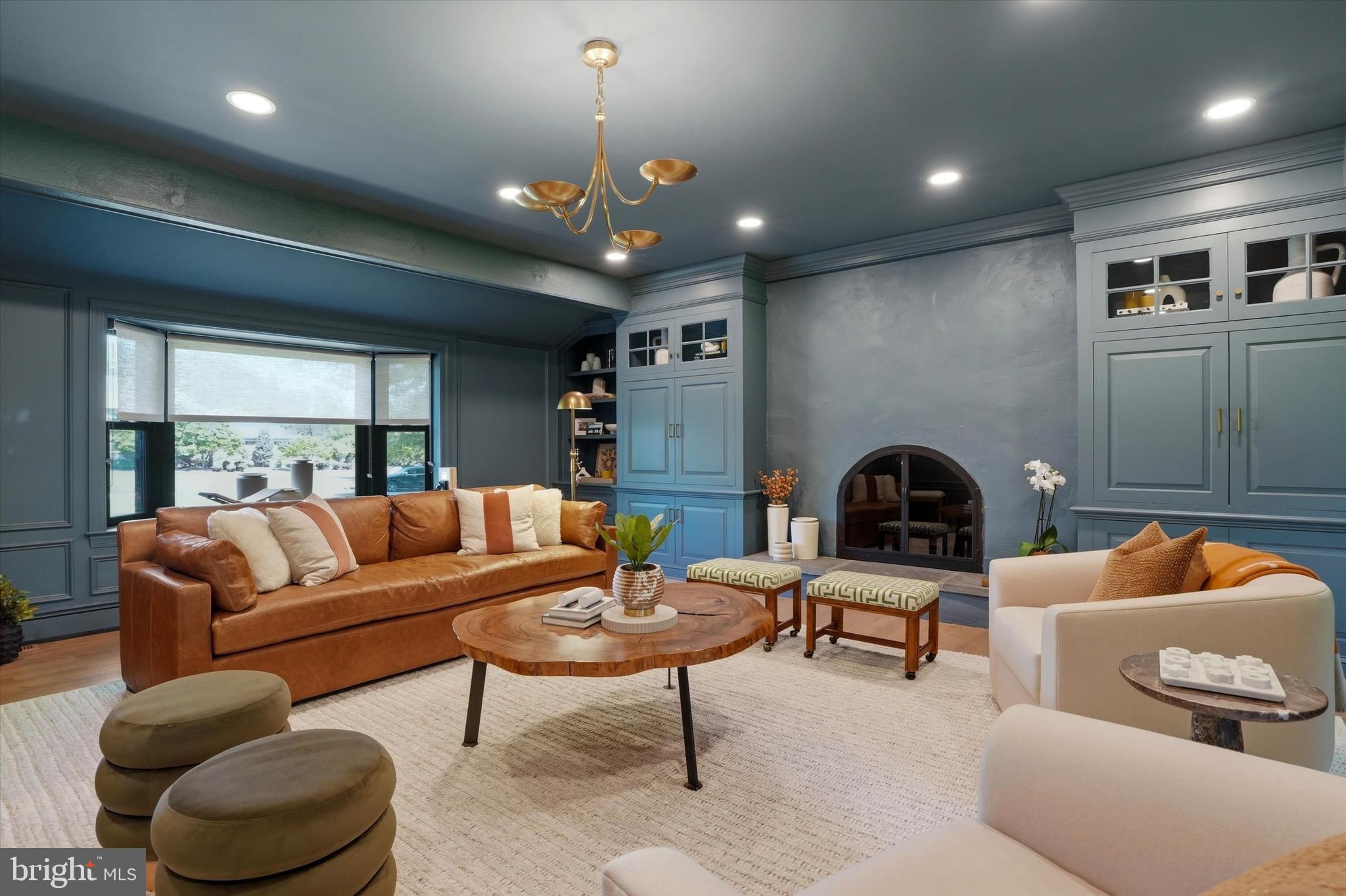 FOREST HILL - Residential
