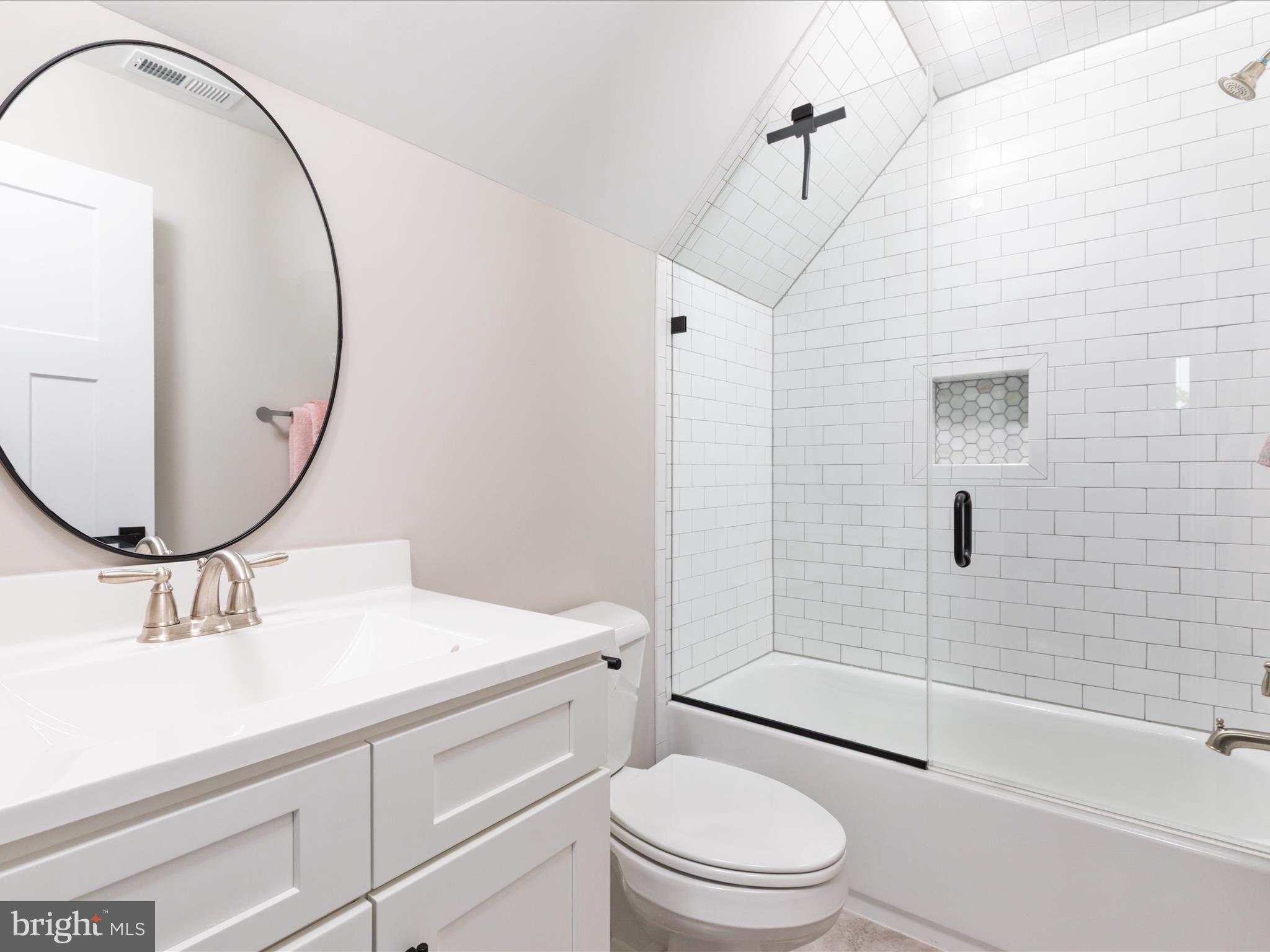 BROOKSIDE - Residential