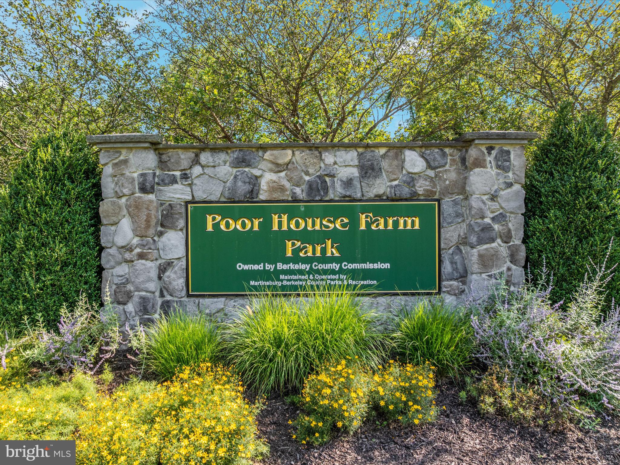 BROOKSIDE - Residential