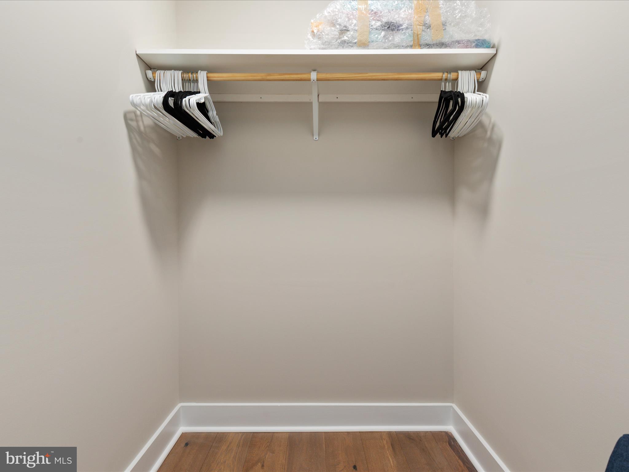 BROOKSIDE - Residential