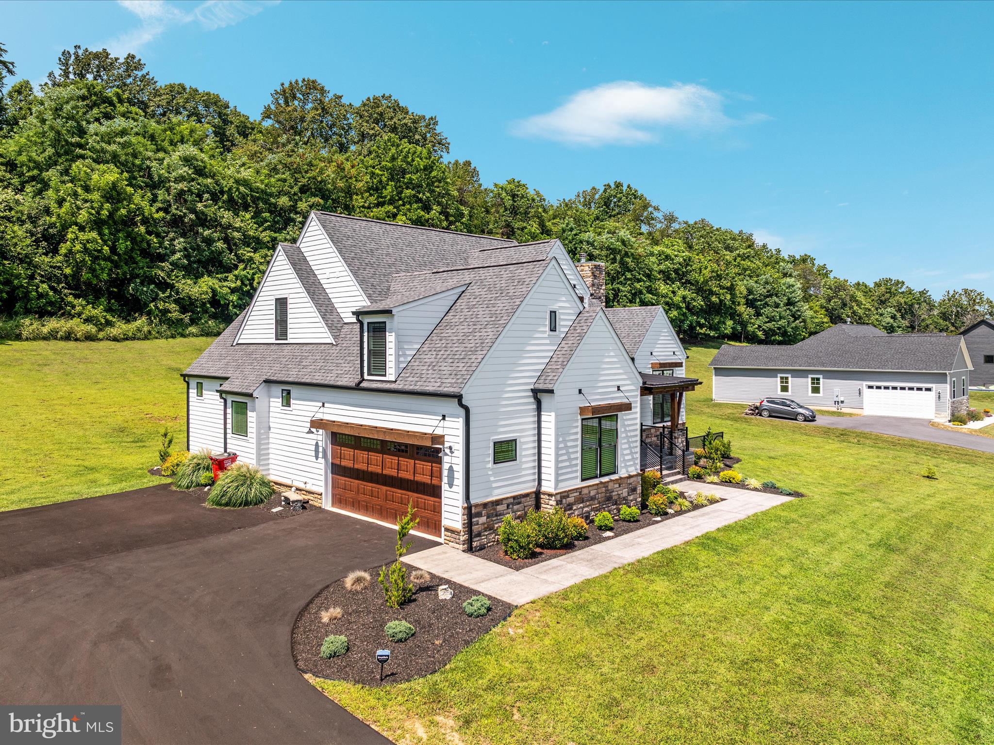 BROOKSIDE - Residential