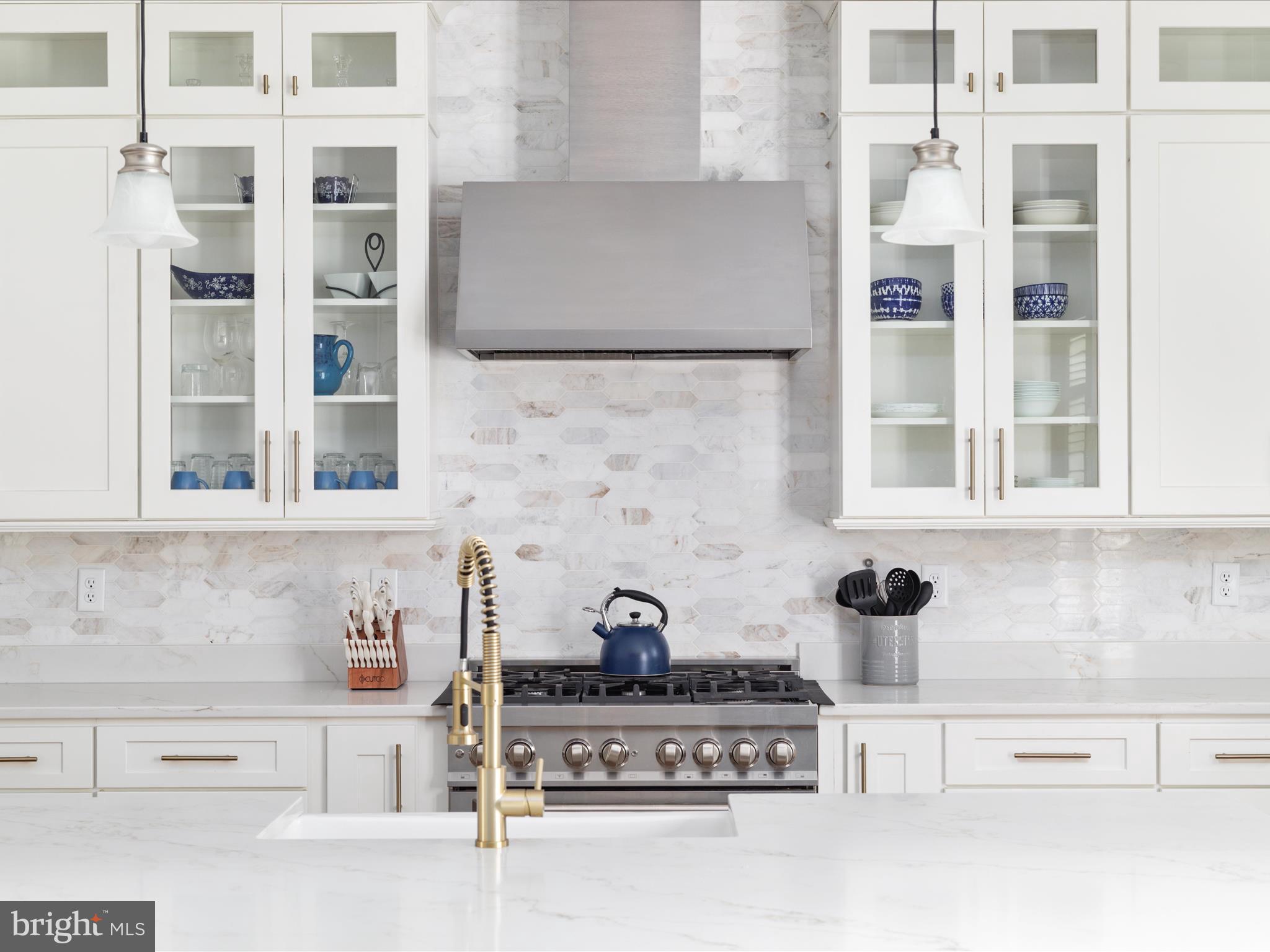 BROOKSIDE - Residential