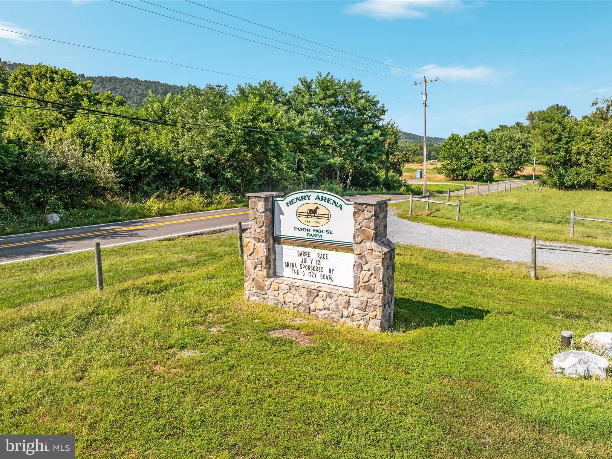 BROOKSIDE - Residential