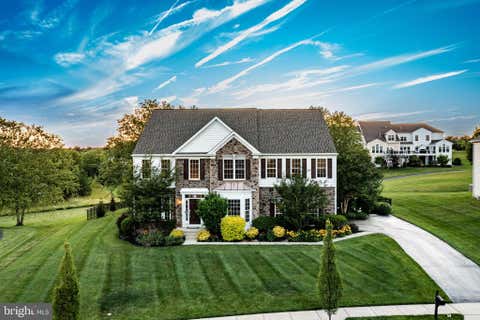 Homes For Sale - 122 Bolero Drive Dr<br/> DOWNINGTOWN, PA 19335