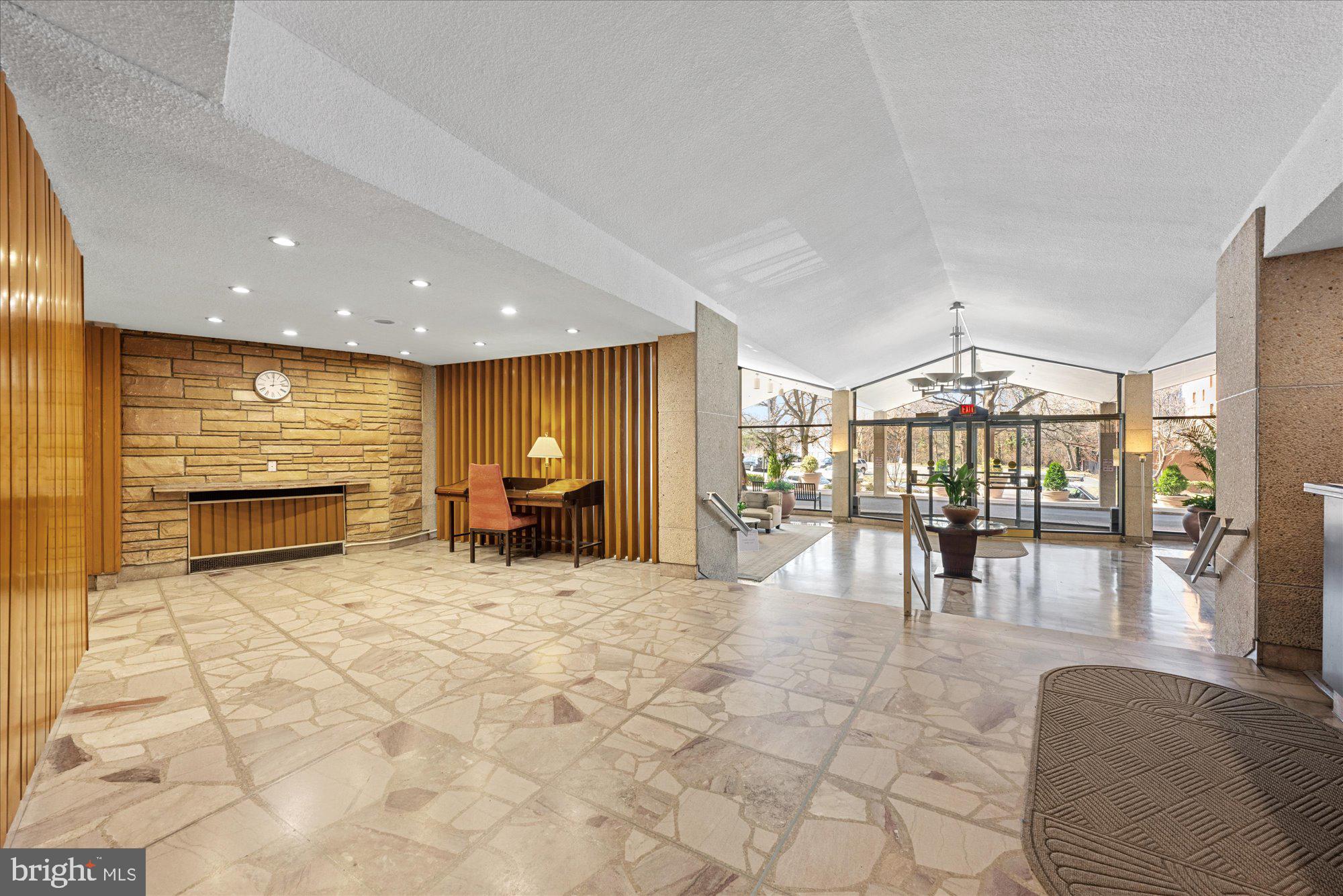 PROSPECT HOUSE - Residential