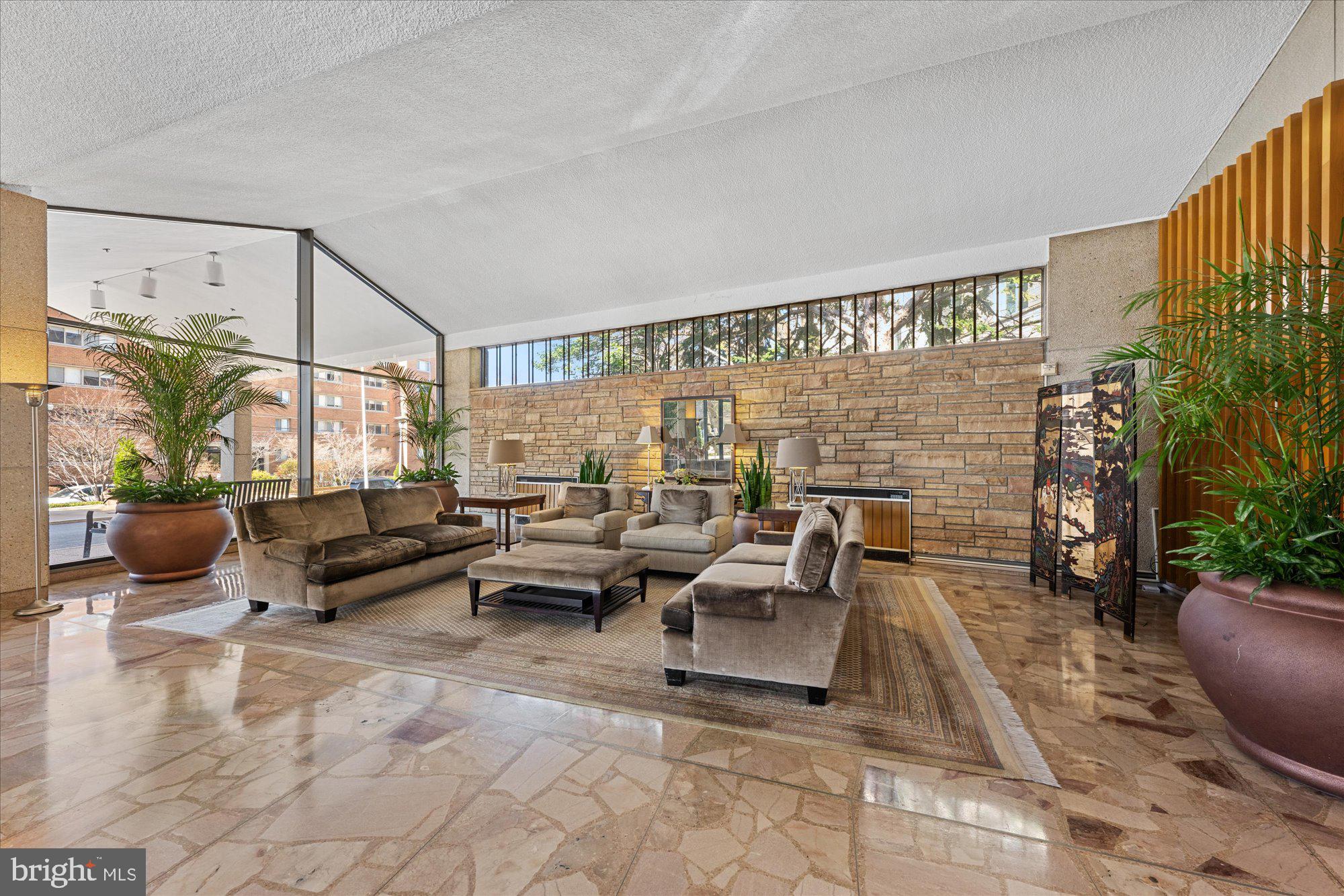 PROSPECT HOUSE - Residential