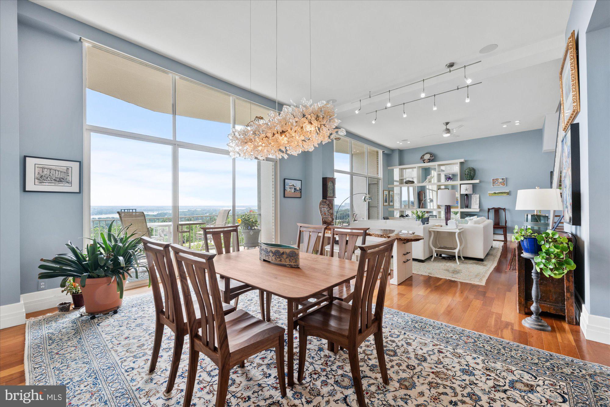 PROSPECT HOUSE - Residential