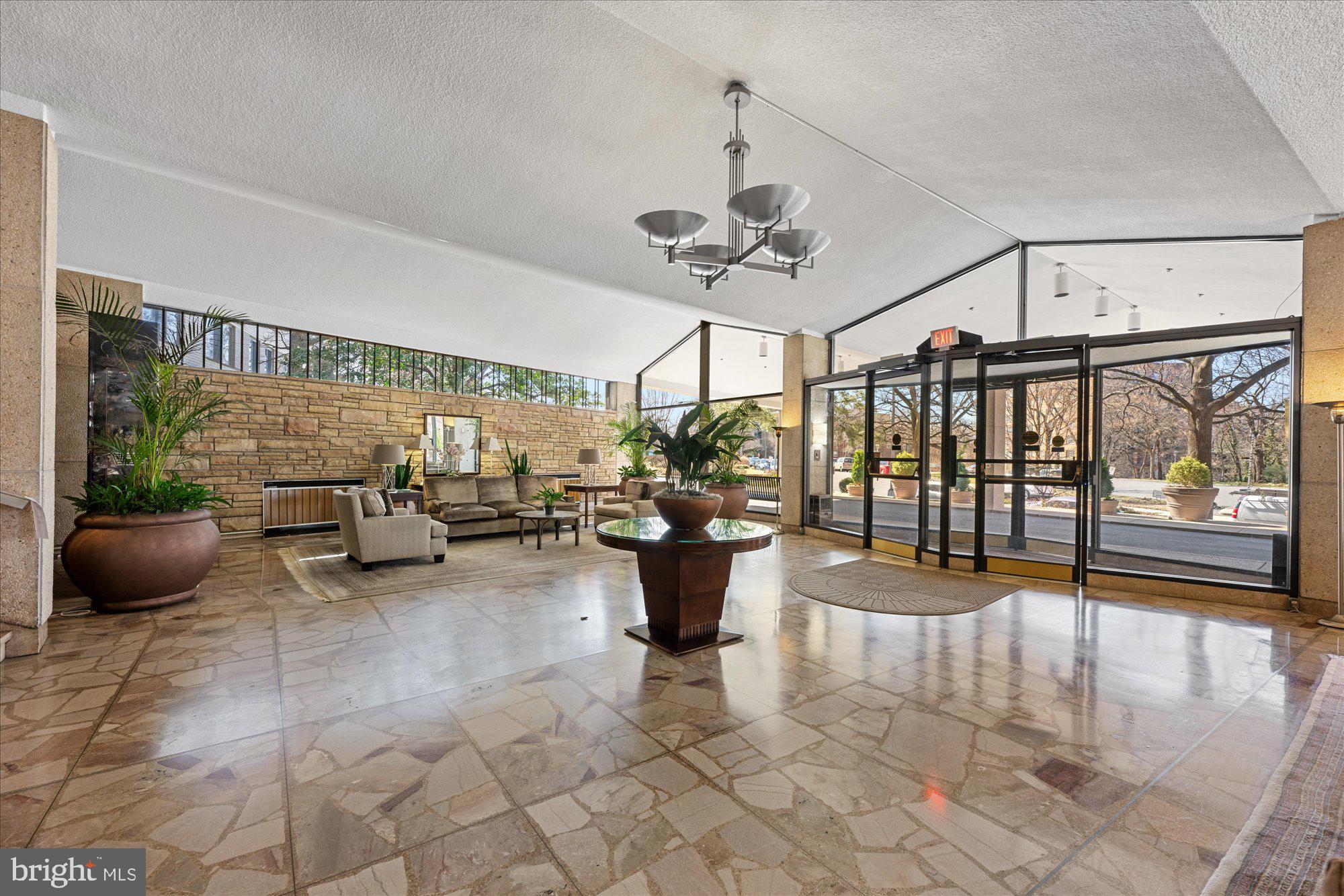 PROSPECT HOUSE - Residential