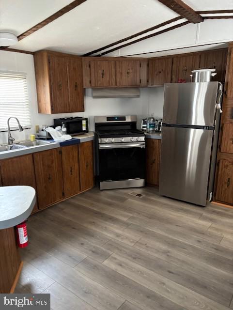 RUNNING BROOK - Residential