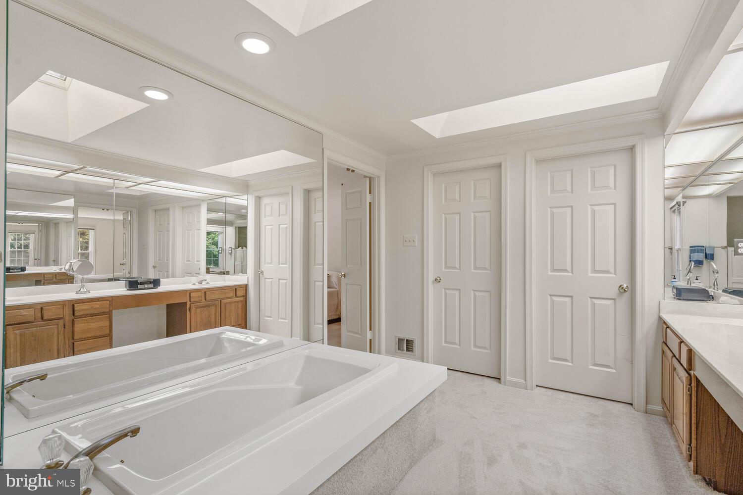 HALLOWELL - Residential