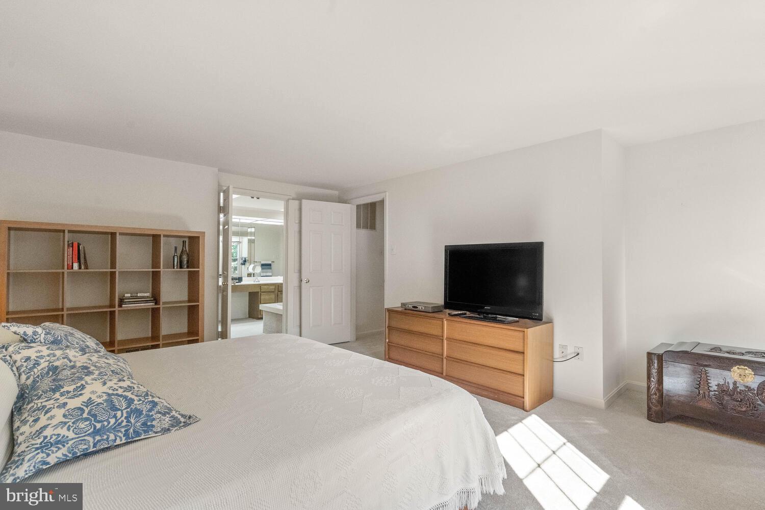 HALLOWELL - Residential