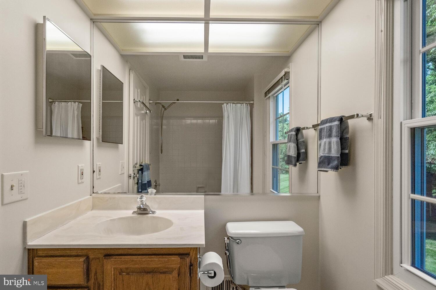 HALLOWELL - Residential