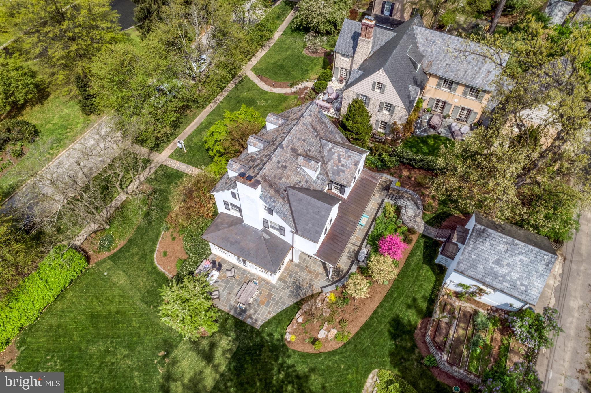 GREATER HOMELAND HISTORIC DISTRICT - Residential