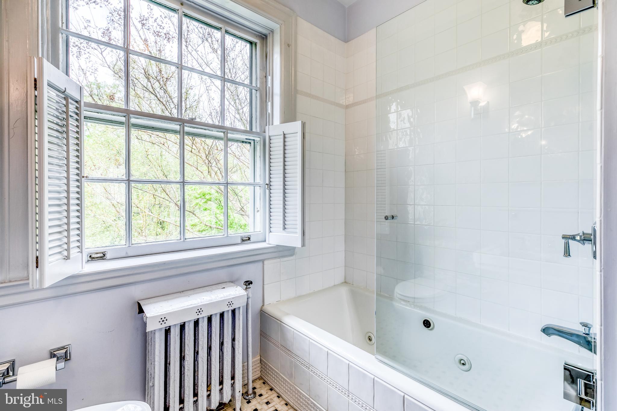 GREATER HOMELAND HISTORIC DISTRICT - Residential