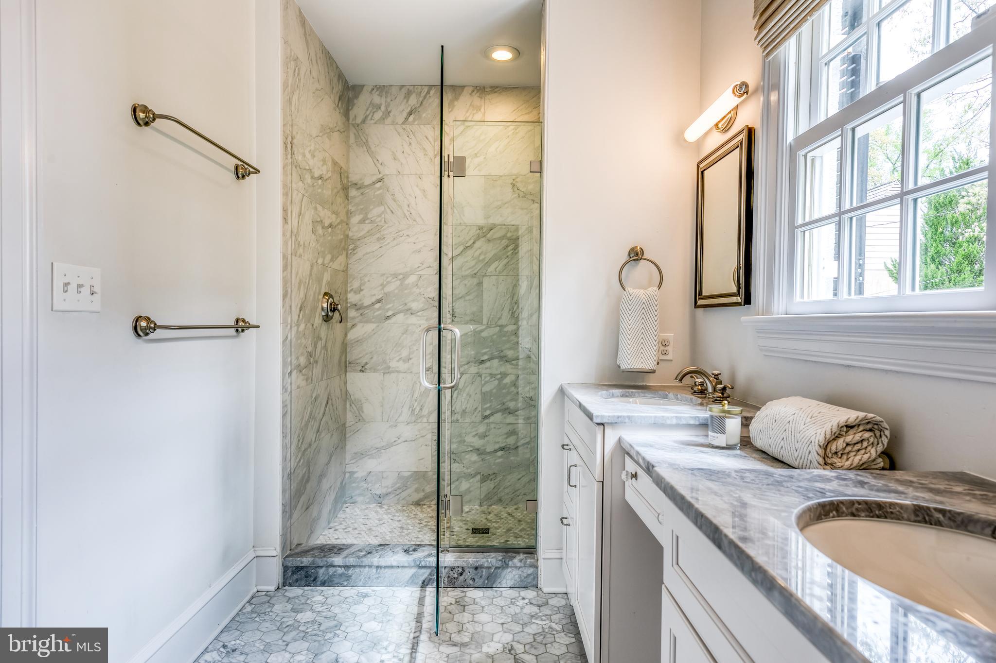 GREATER HOMELAND HISTORIC DISTRICT - Residential