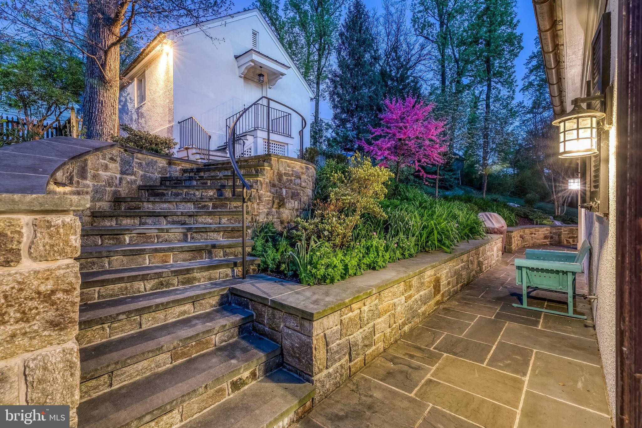 GREATER HOMELAND HISTORIC DISTRICT - Residential