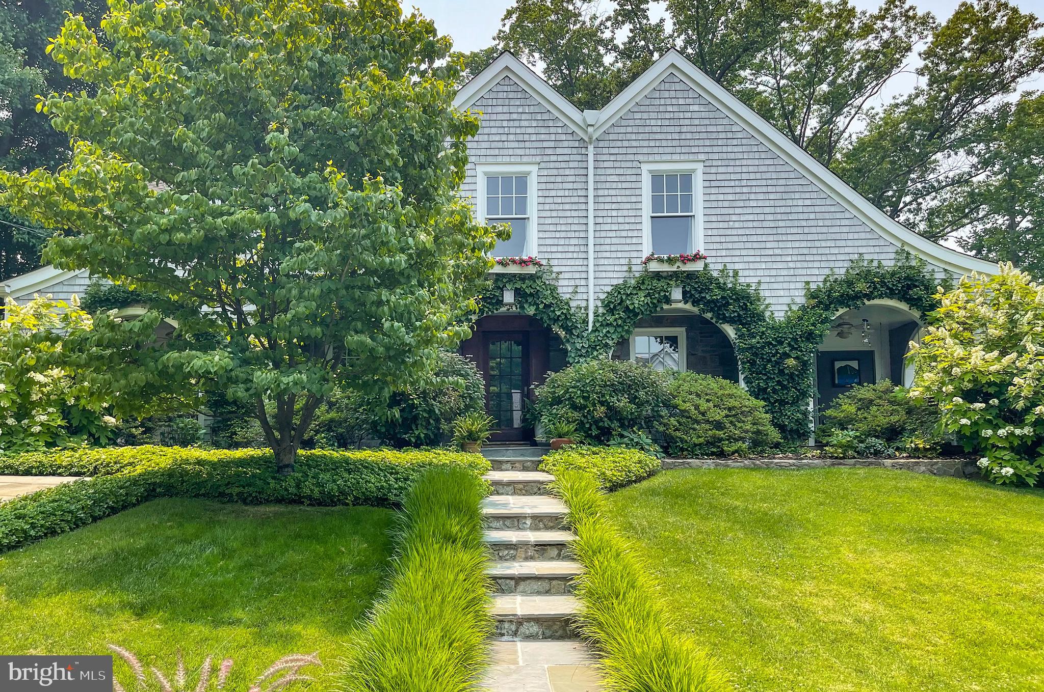 2800 GREENVALE STREET