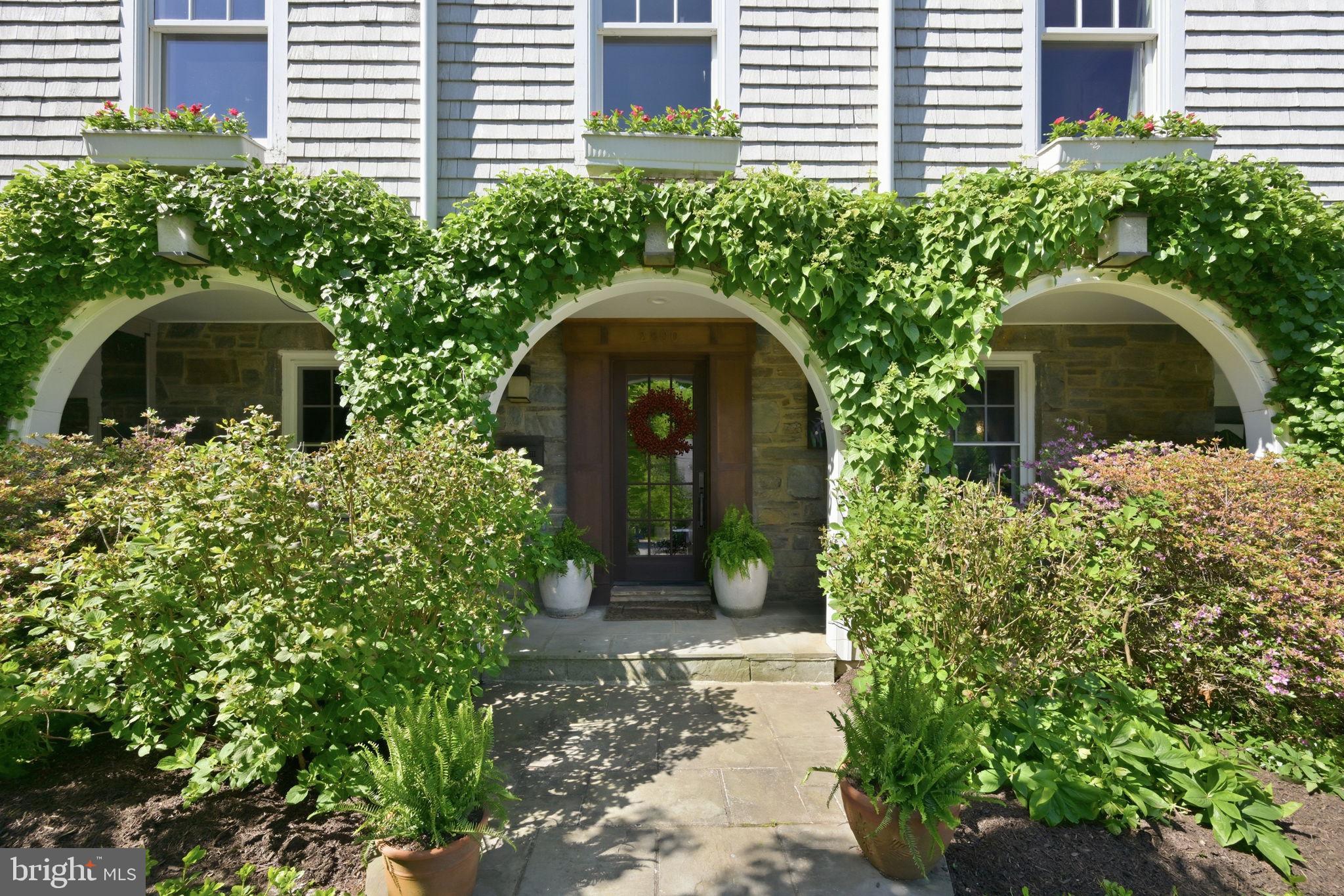 2800 GREENVALE STREET