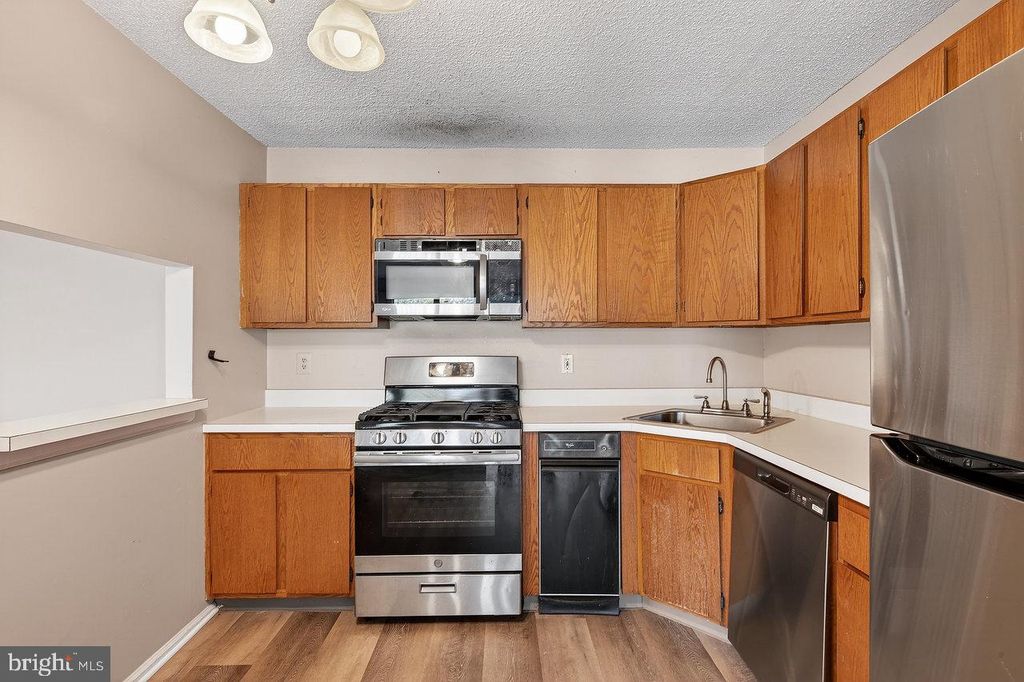 Photo of 41 Rickard #41, LAWRENCEVILLE, NJ 08648 (MLS # NJME2067536)
