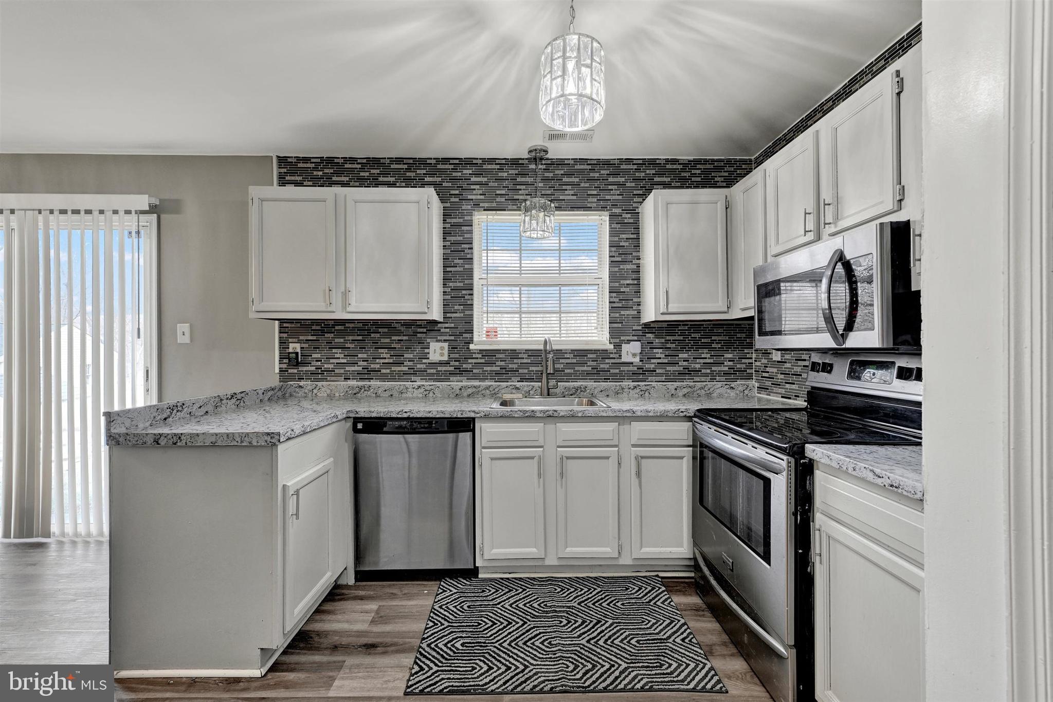 DEERFIELD - Residential