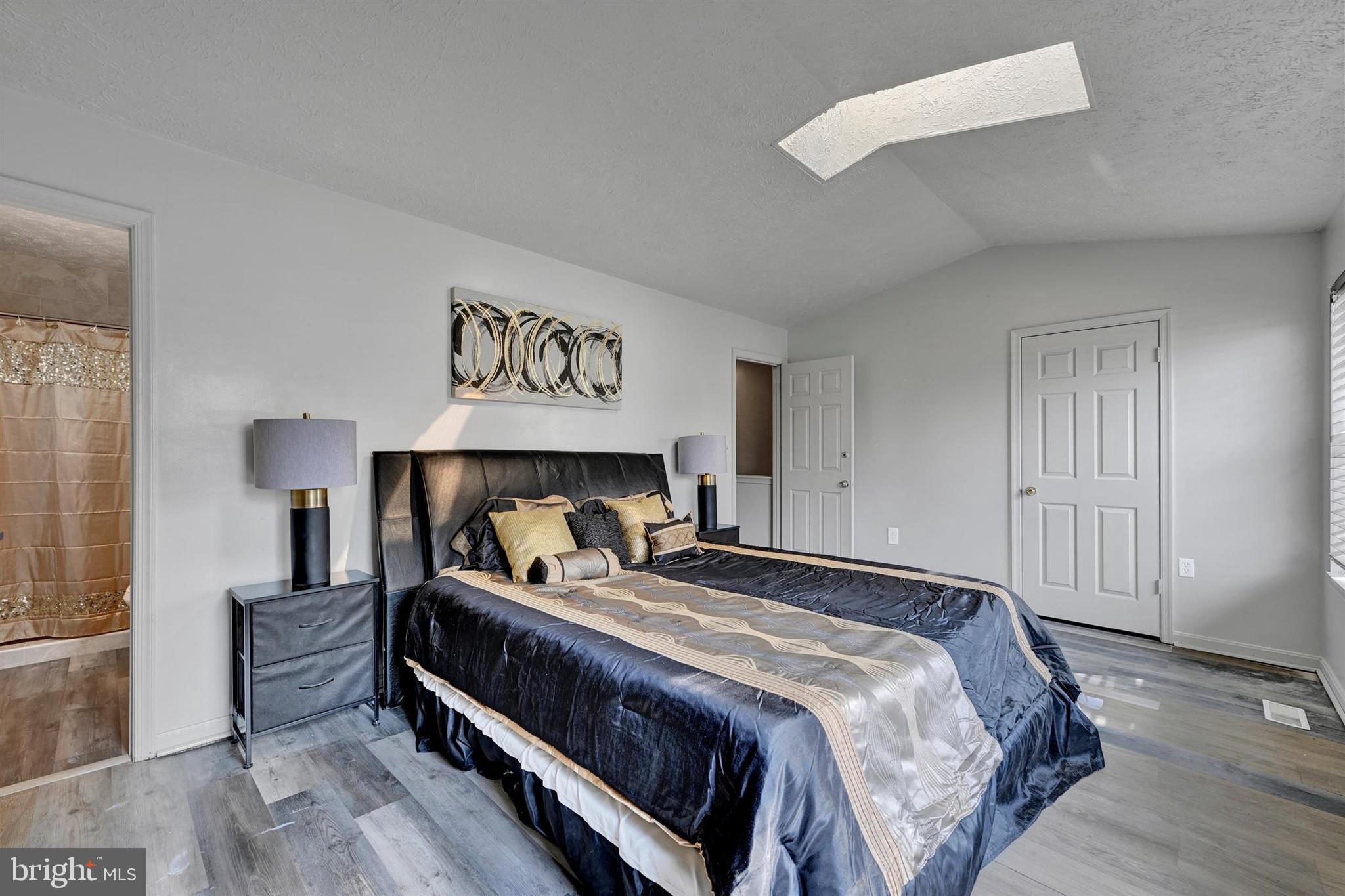 DEERFIELD - Residential