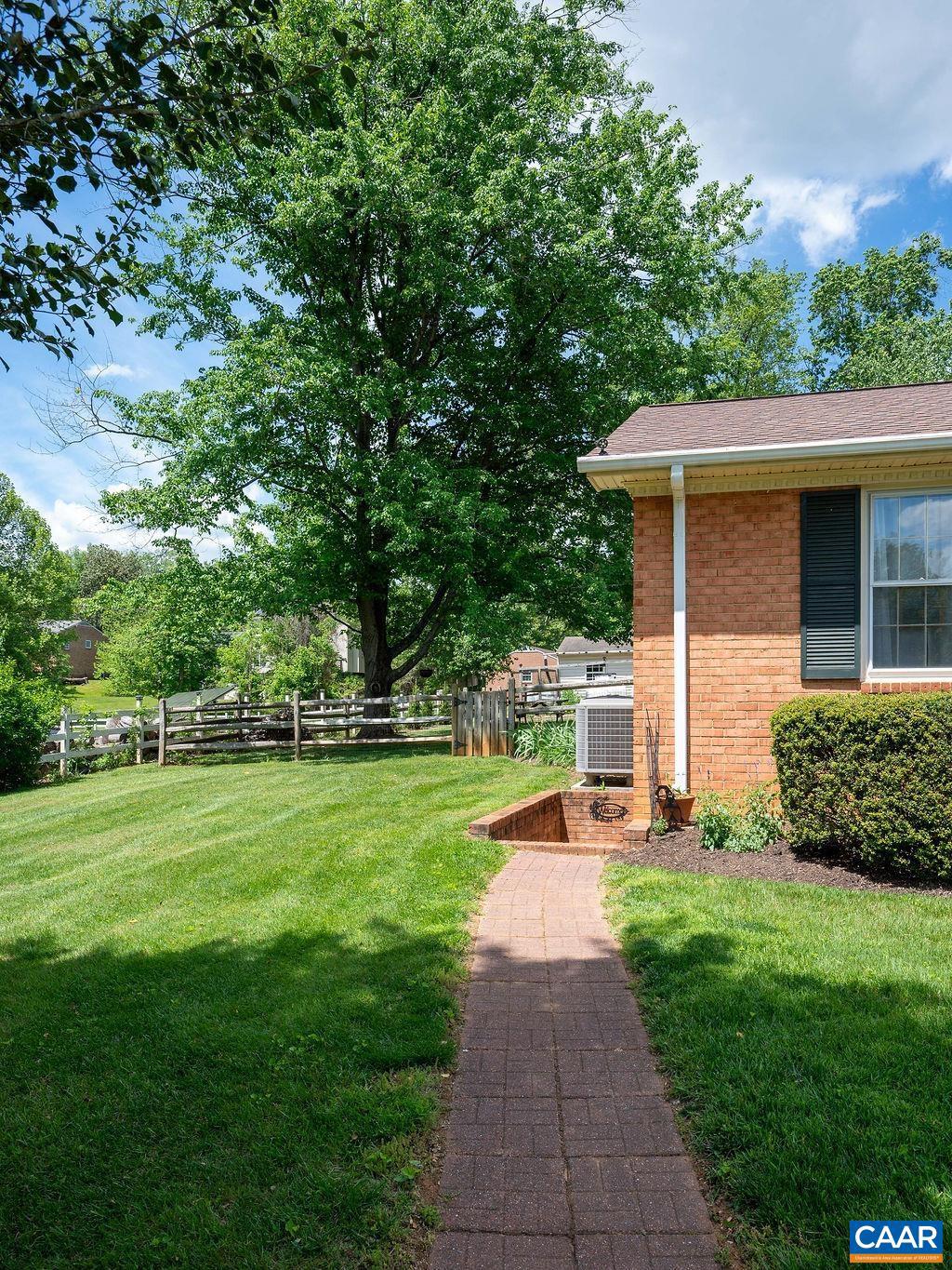 NORTHFIELDS - Residential