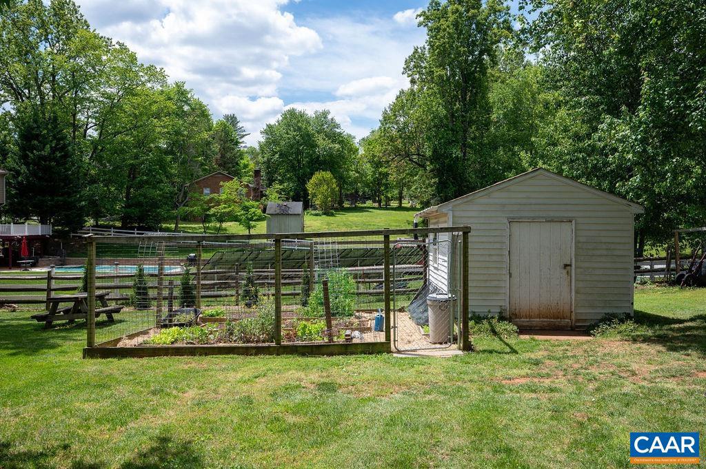 NORTHFIELDS - Residential